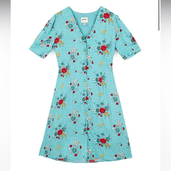 JUDITH ECOVERO FLOWER PATCH PRINT TEA DRESS Joanie Clothing Molly Hatch - Picture 9 of 9